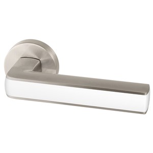 ������ ������� ����� Armadillo R.URB52.CUBE SN/White-19 ������� ������/����� � ������