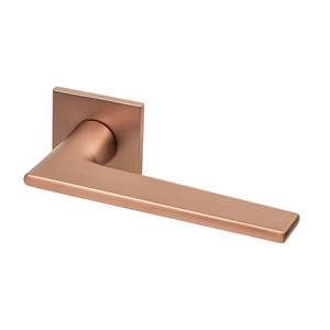 ������ ������� ����� Armadillo K.YM.TRUFFLE AC-9, ���� � ������