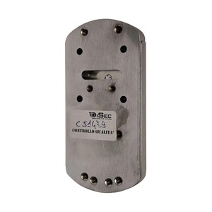 1SML  ���������� ������������� � ��������� ������ Disec MG-220-4W OC, ����